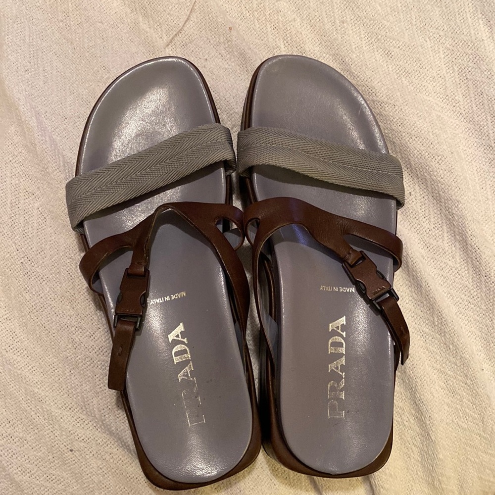 PRADA PLATFORM SANDALS BROWN And BLUEISH COLOR. Very comfy